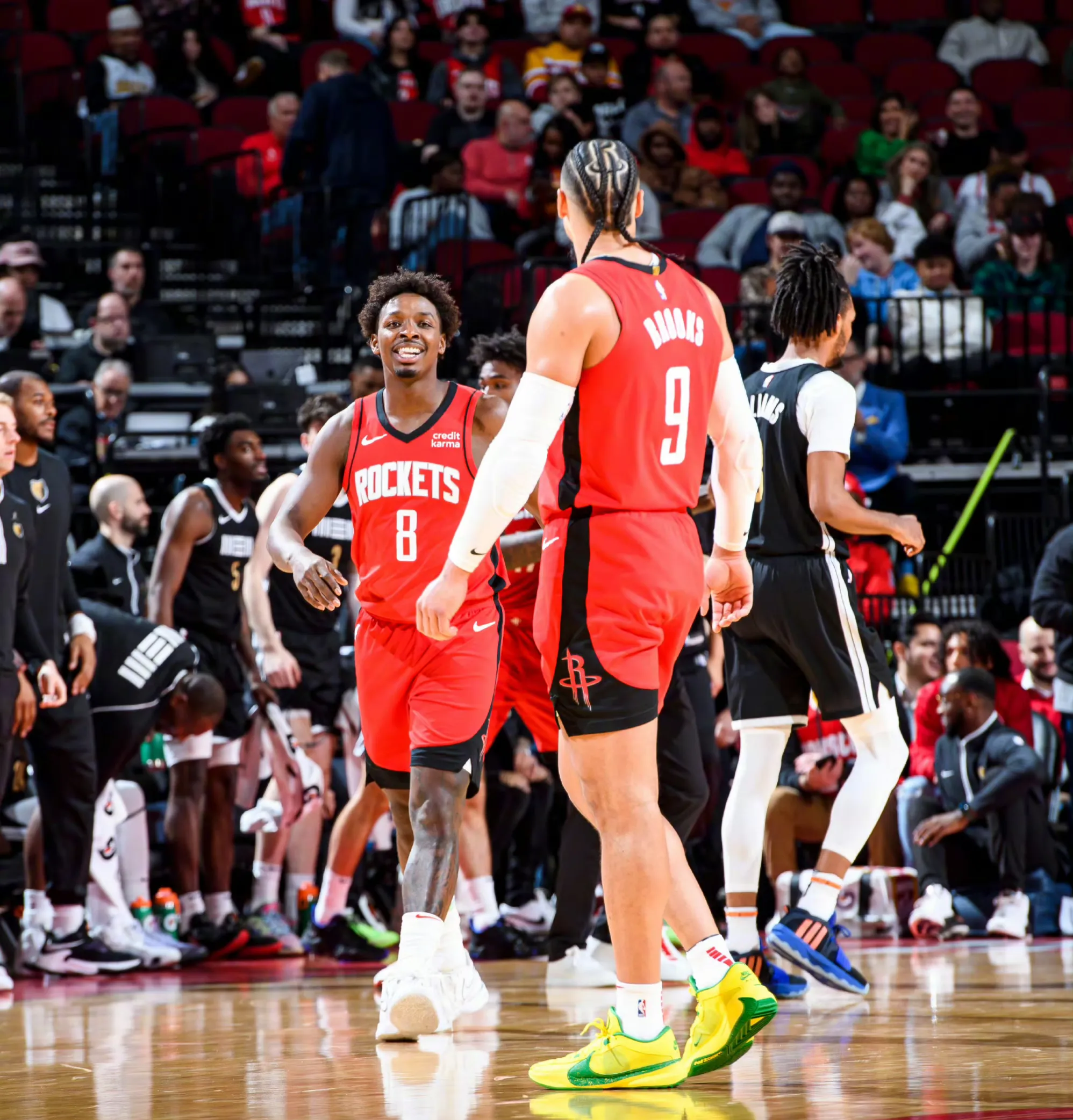 休斯顿火箭对迎接大场面的广告视频