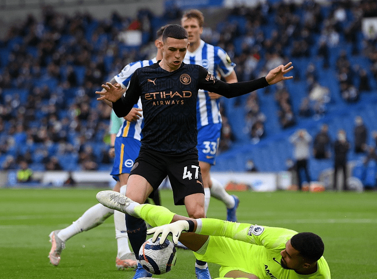 俄克拉荷马雷霆训练开放日；关键时刻完成体检引欢呼；英超在即；身体对抗强度拉满的简单介绍